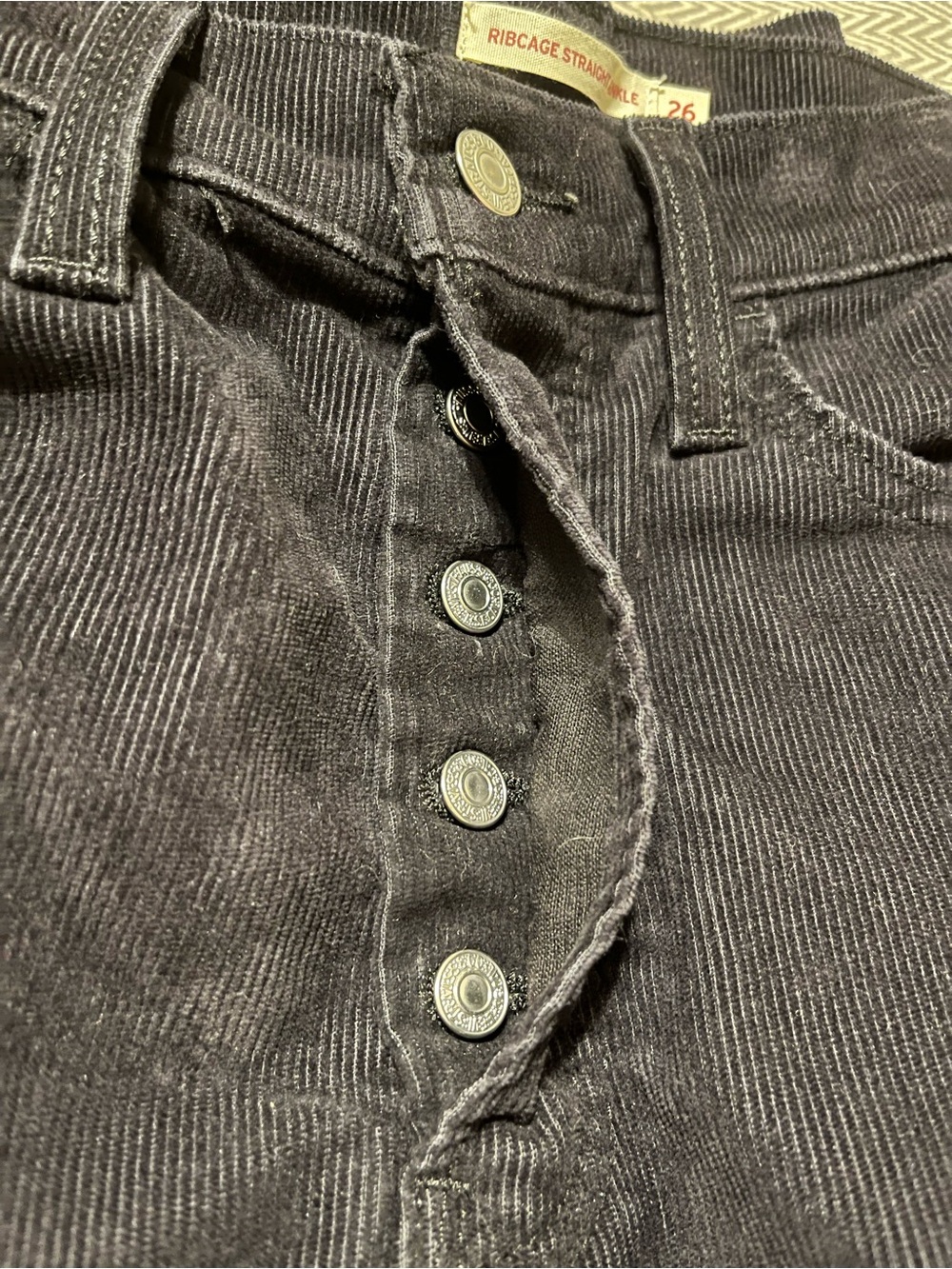 Levi’s Ribcage Straight Ankle Corduroy Button Fly Jeans. Black. Size 26. - Picture 6 of 10